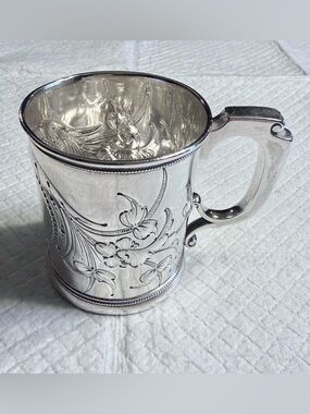 Rare, cira 1855-1860, Gorham sterling silver baby cup.